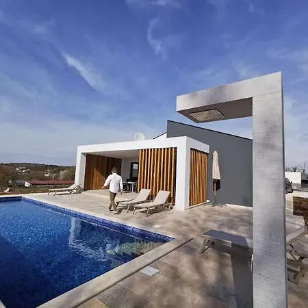 Villa Aquila
