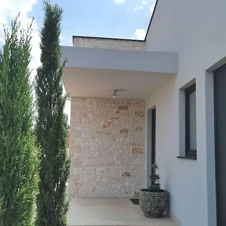 Villa Aquila *